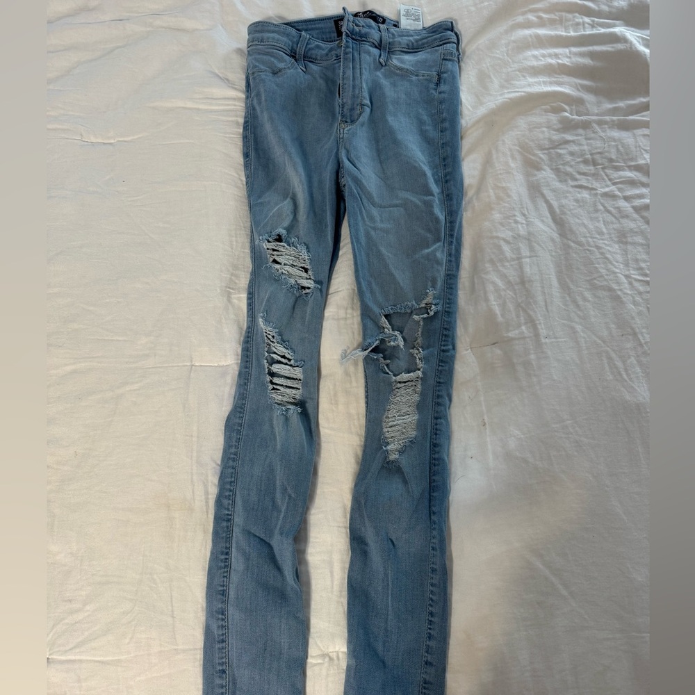 Hollister jeans. Size 3R